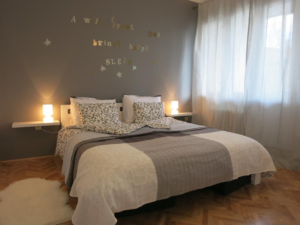 The Riverside Apartment - Downtown Saraybosna Dış mekan fotoğraf